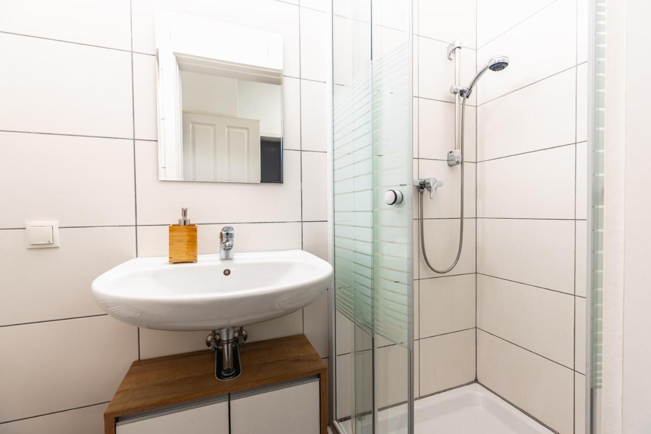 Stylish Designed In A Calm District Appartement
