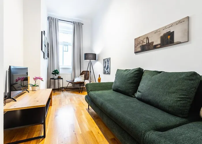 Stylish Designed Apartment In A Calm District